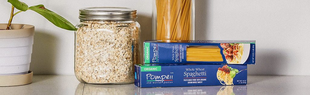 Spaghetti packaging with a window carton