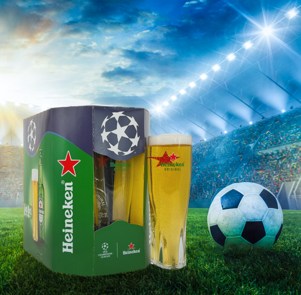 Image of Heineken fan pack on the pitch